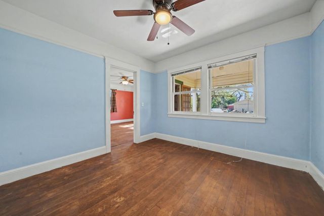 11 Welch Ln, Ione, CA 95640