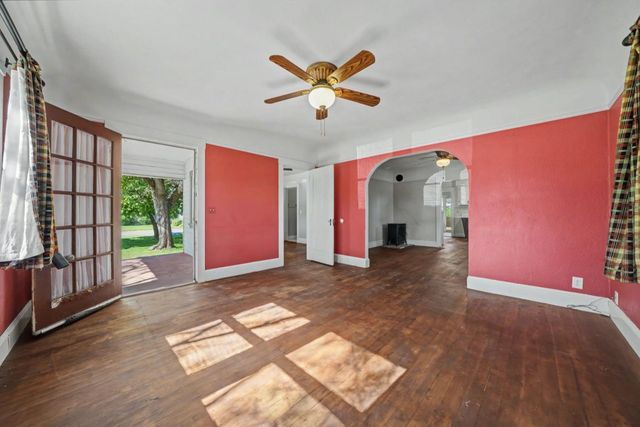 11 Welch Ln, Ione, CA 95640