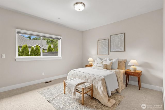 16323 NE 44th Court, Redmond, WA 98052