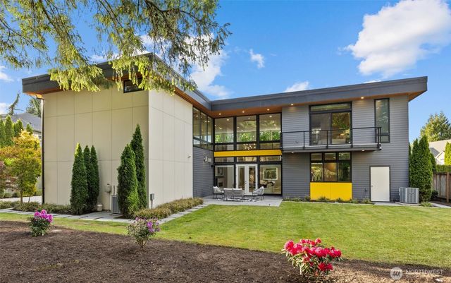 16323 NE 44th Court, Redmond, WA 98052