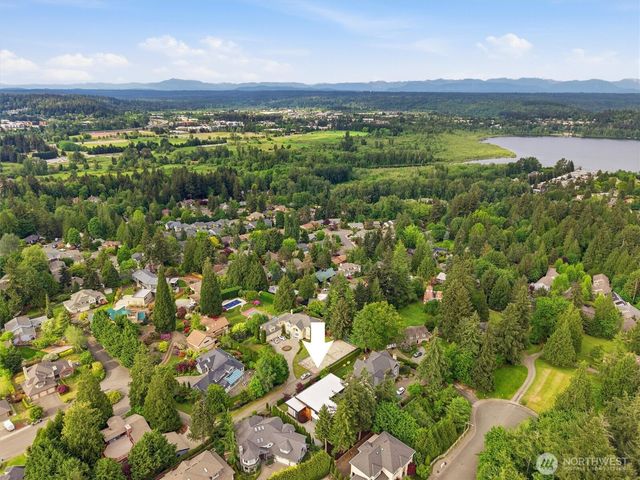 16323 NE 44th Court, Redmond, WA 98052
