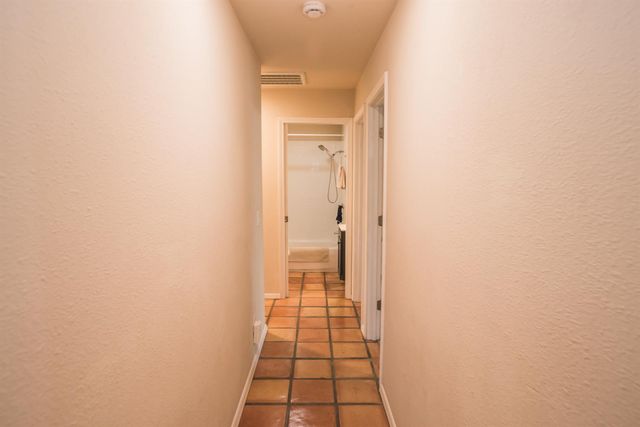 3213 Candace St, Carmichael, CA 95608