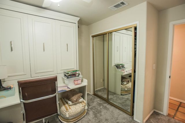 3213 Candace St, Carmichael, CA 95608