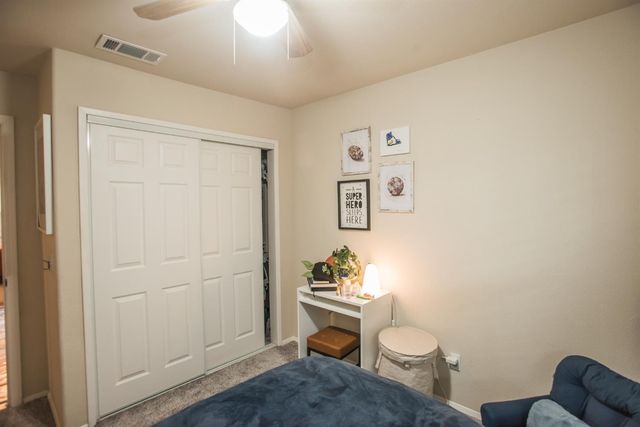 3213 Candace St, Carmichael, CA 95608