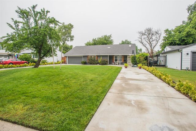 3213 Candace St, Carmichael, CA 95608