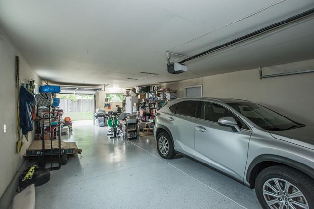 3213 Candace St, Carmichael, CA 95608