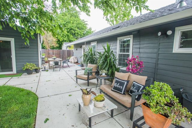 3213 Candace St, Carmichael, CA 95608