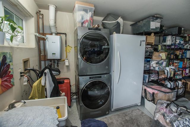 3213 Candace St, Carmichael, CA 95608