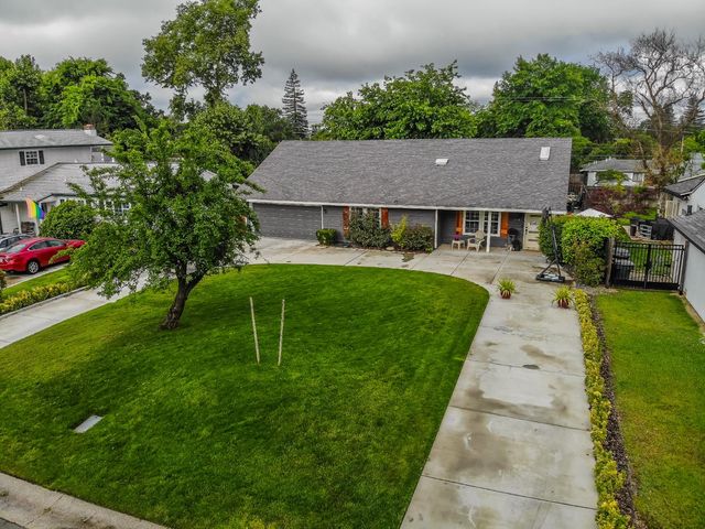 3213 Candace St, Carmichael, CA 95608