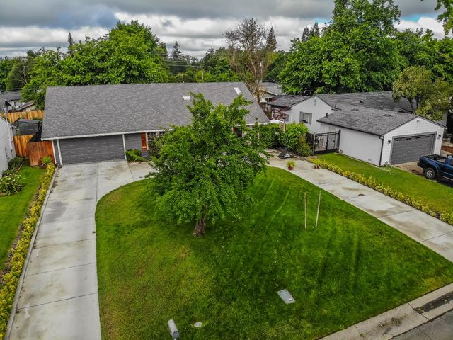 3213 Candace St, Carmichael, CA 95608