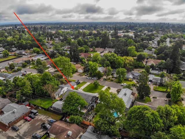 3213 Candace St, Carmichael, CA 95608