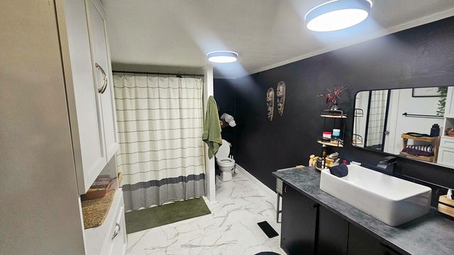 442 Madison 8359, Huntsville, AR 72740
