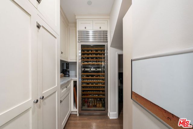 3354 Mandeville Canyon Road, Los Angeles, CA 90049