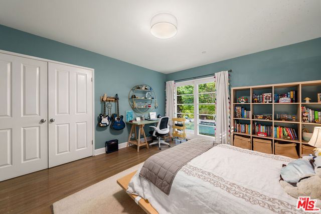 3354 Mandeville Canyon Road, Los Angeles, CA 90049