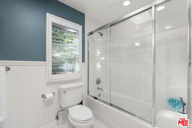 3354 Mandeville Canyon Road, Los Angeles, CA 90049