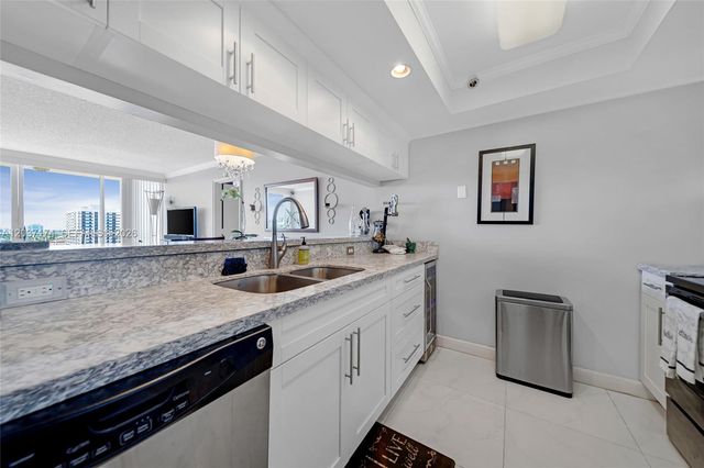 7601 E Treasure Dr 1802, North Bay Village, FL 33141