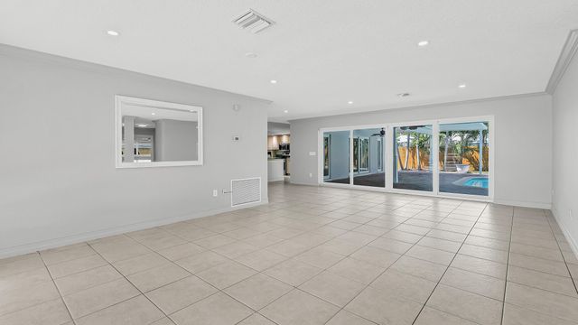 2241 NE 33rd Street, Lighthouse Point, FL 33064