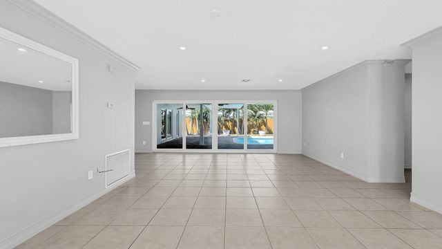 2241 NE 33rd Street, Lighthouse Point, FL 33064