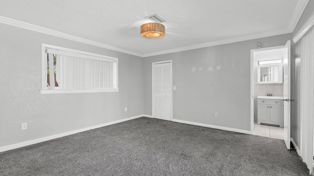 2241 NE 33rd Street, Lighthouse Point, FL 33064