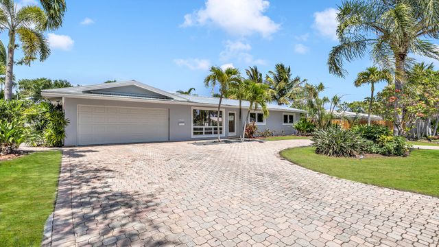 2241 NE 33rd Street, Lighthouse Point, FL 33064