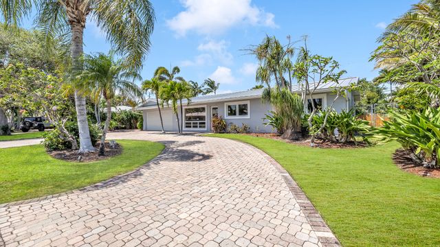 2241 NE 33rd Street, Lighthouse Point, FL 33064