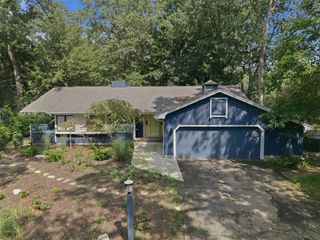 4089 Birchmont Trail, Update, MI 49117