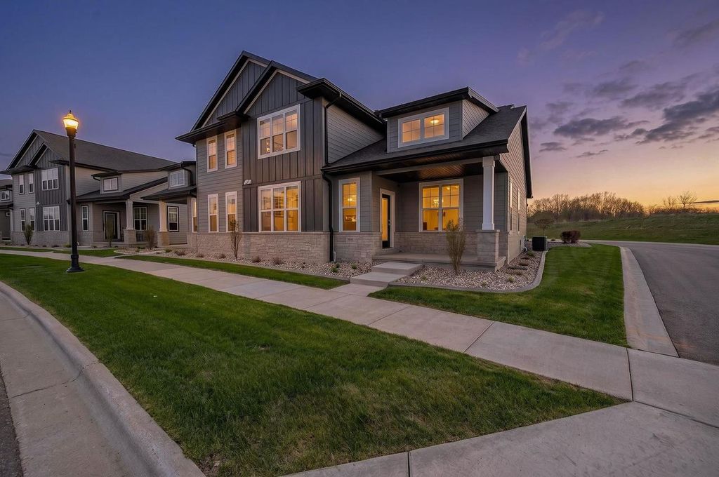 2812 ELM TREE, Howard, WI 54313