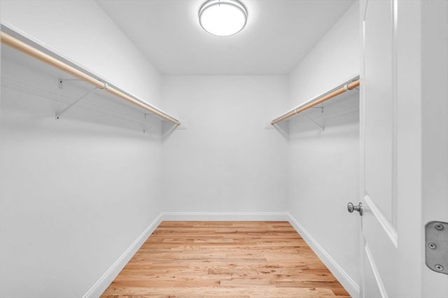 6 High Bluff Rd, Belchertown, MA 01007