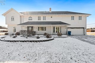E 5076 Meadow Lane, Port Clinton, OH 43452