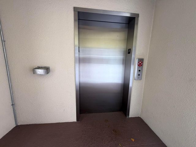 100 SW 132nd Way 303k, Pembroke Pines, FL 33027