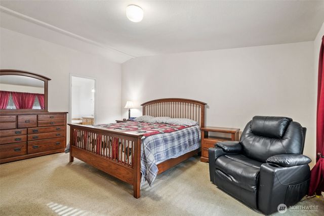 320 E Rivendell Road, Grapeview, WA 98964