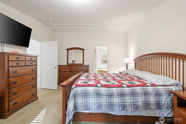 320 E Rivendell Road, Grapeview, WA 98964