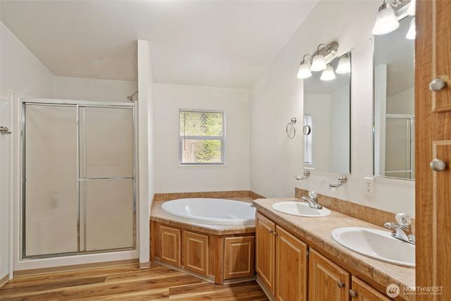 320 E Rivendell Road, Grapeview, WA 98964