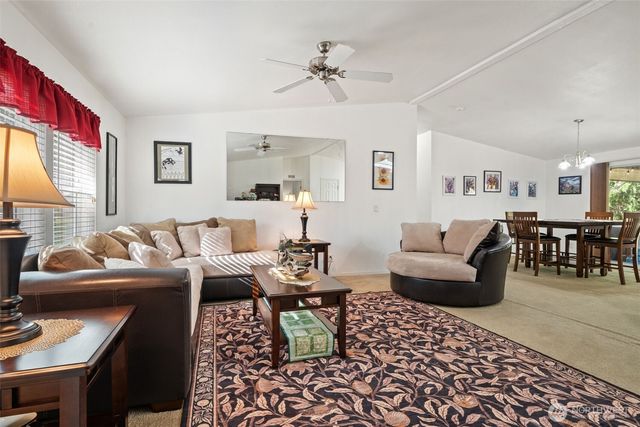 320 E Rivendell Road, Grapeview, WA 98964