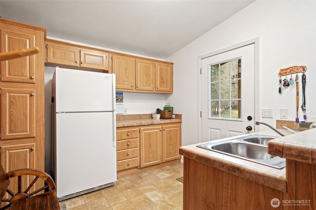 320 E Rivendell Road, Grapeview, WA 98964