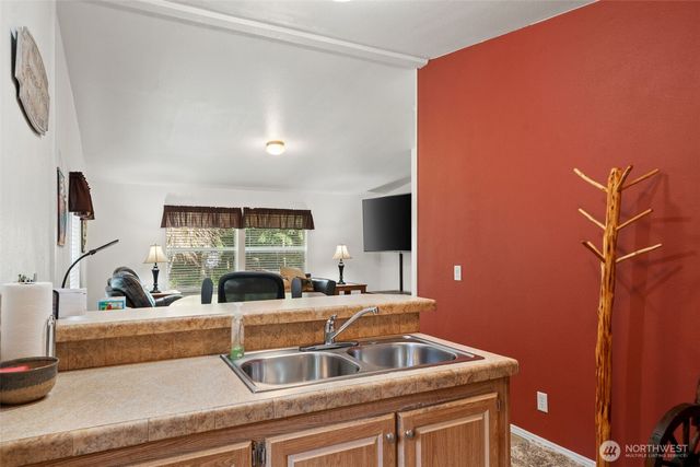 320 E Rivendell Road, Grapeview, WA 98964