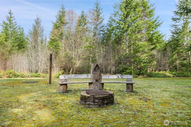 320 E Rivendell Road, Grapeview, WA 98964