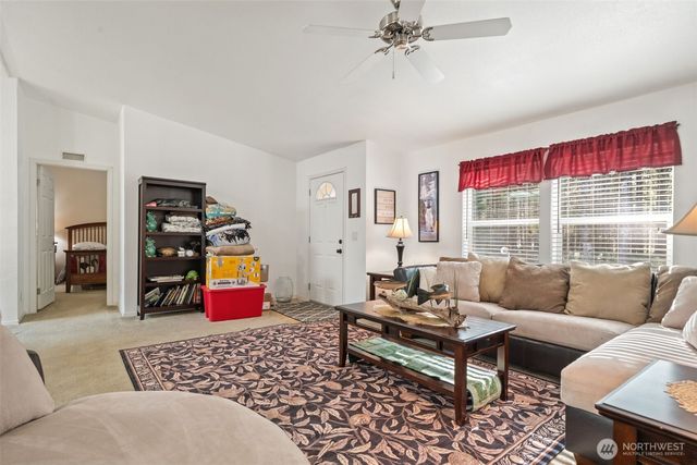 320 E Rivendell Road, Grapeview, WA 98964