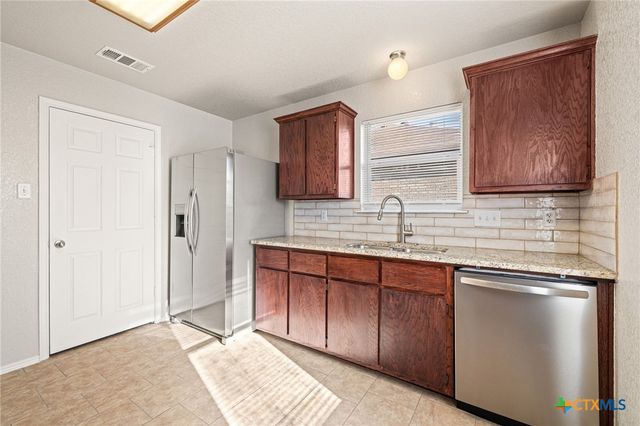 115 Mccullough Loop, Temple, TX 76502