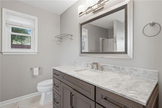 584 Fernstone Trail, Lawrenceville, GA 30046