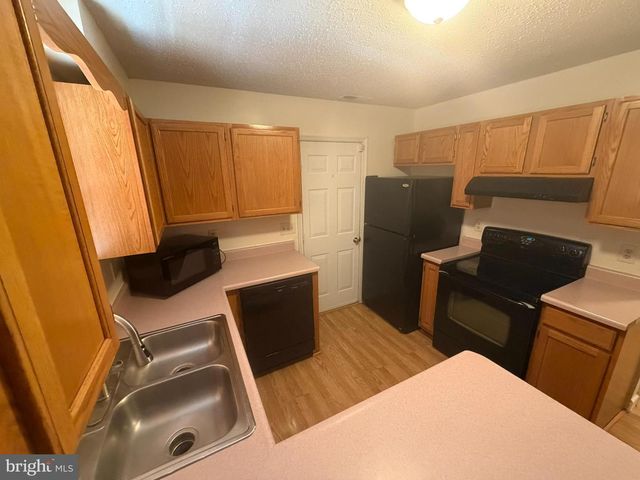 190 HILLCREST CT, Camden, DE 19934
