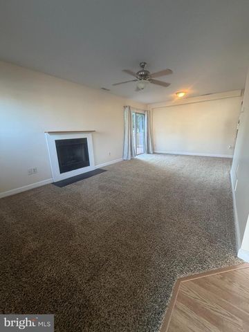 190 HILLCREST CT, Camden, DE 19934