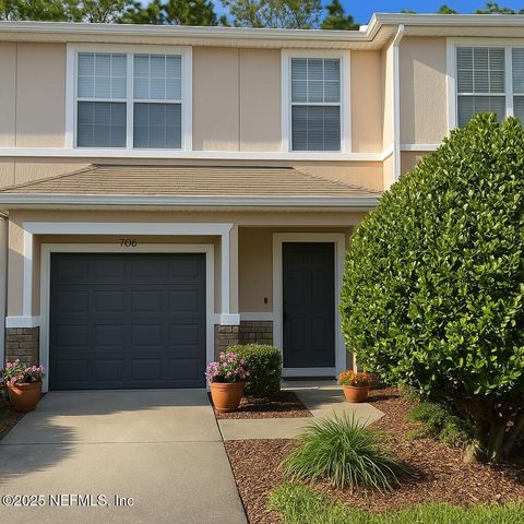 706 CRYSTAL Way, Orange Park, FL 32065