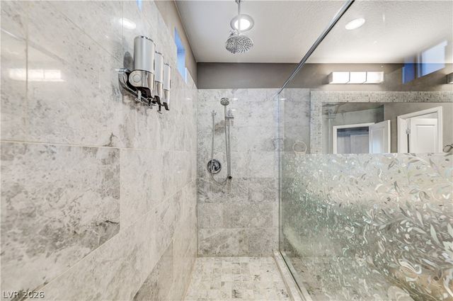 8354 Bartholomew Park Court, Las Vegas, NV 89139