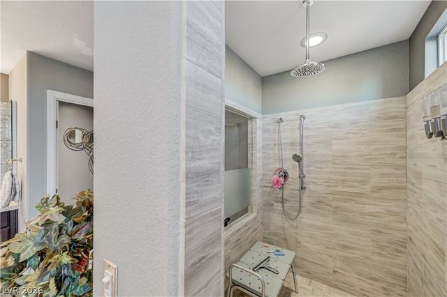 8354 Bartholomew Park Court, Las Vegas, NV 89139