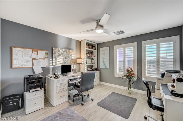 8354 Bartholomew Park Court, Las Vegas, NV 89139