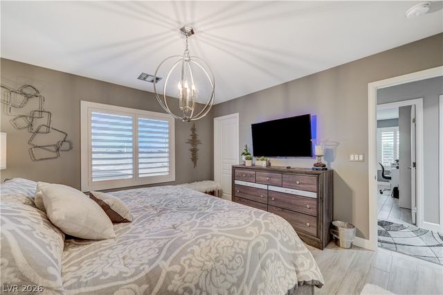 8354 Bartholomew Park Court, Las Vegas, NV 89139