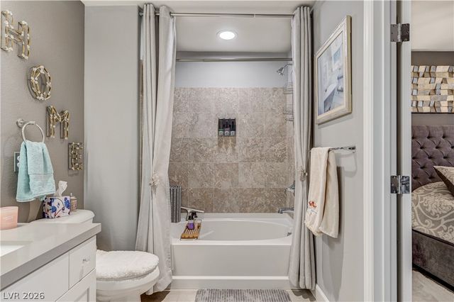 8354 Bartholomew Park Court, Las Vegas, NV 89139