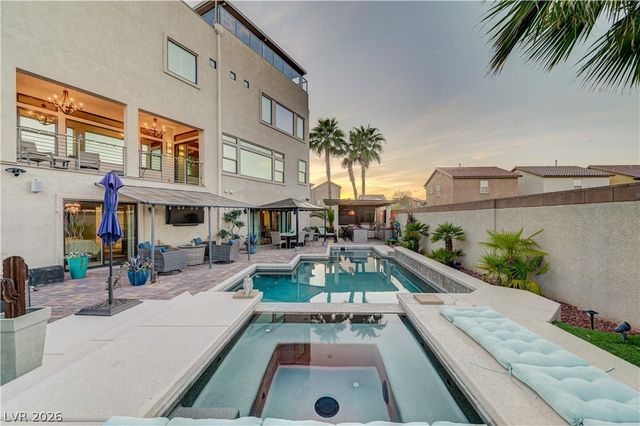 8354 Bartholomew Park Court, Las Vegas, NV 89139