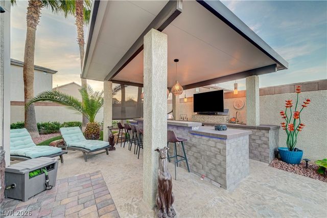 8354 Bartholomew Park Court, Las Vegas, NV 89139